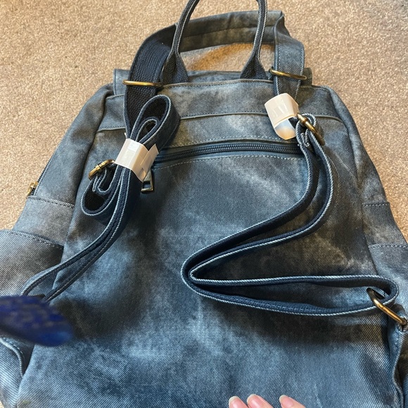 Blue book bag with matching pouch wristlet - Picture 6 of 7